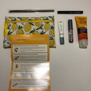 Ipsy glam bag and items